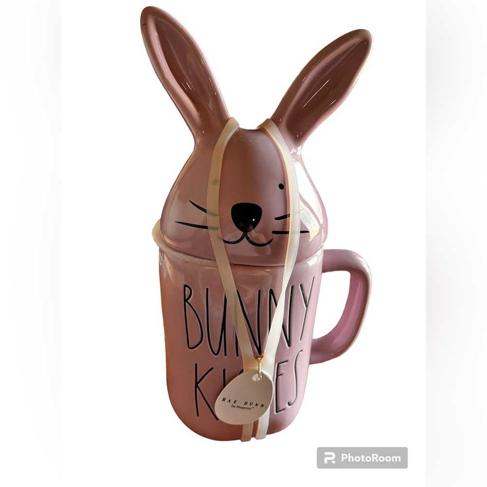 NWT Rae Dunn Bunny Kisses Mug